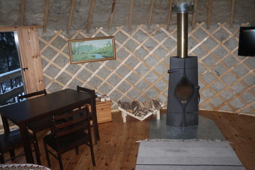 Yurtos Guest House Gaugariai ห้อง รูปภาพ